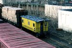 LIRR 60 Caboose in Yellow & Blue